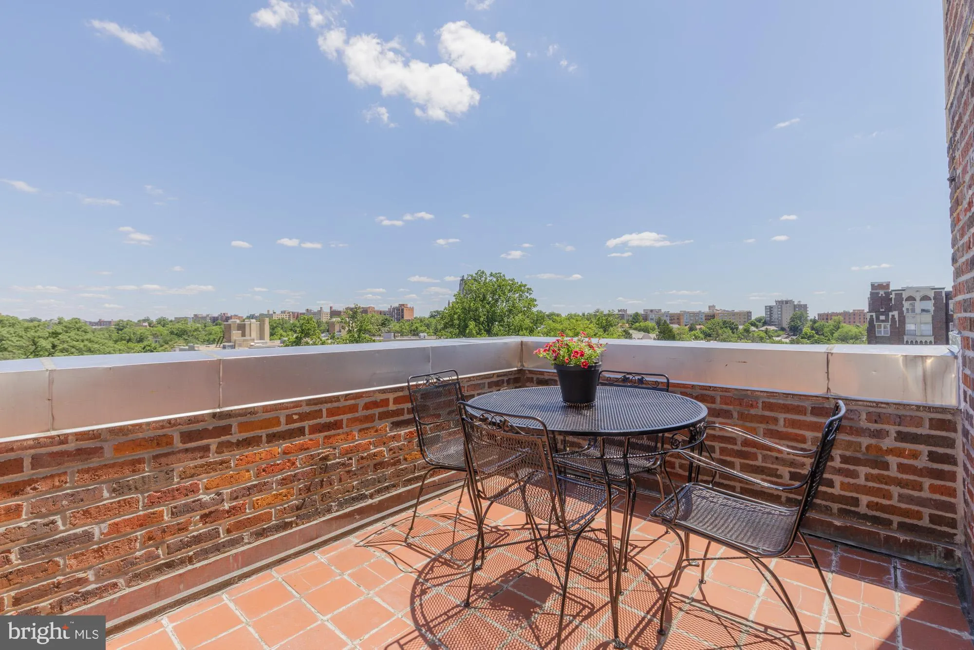 4000 CATHEDRAL AVENUE, Washington, DC 20016