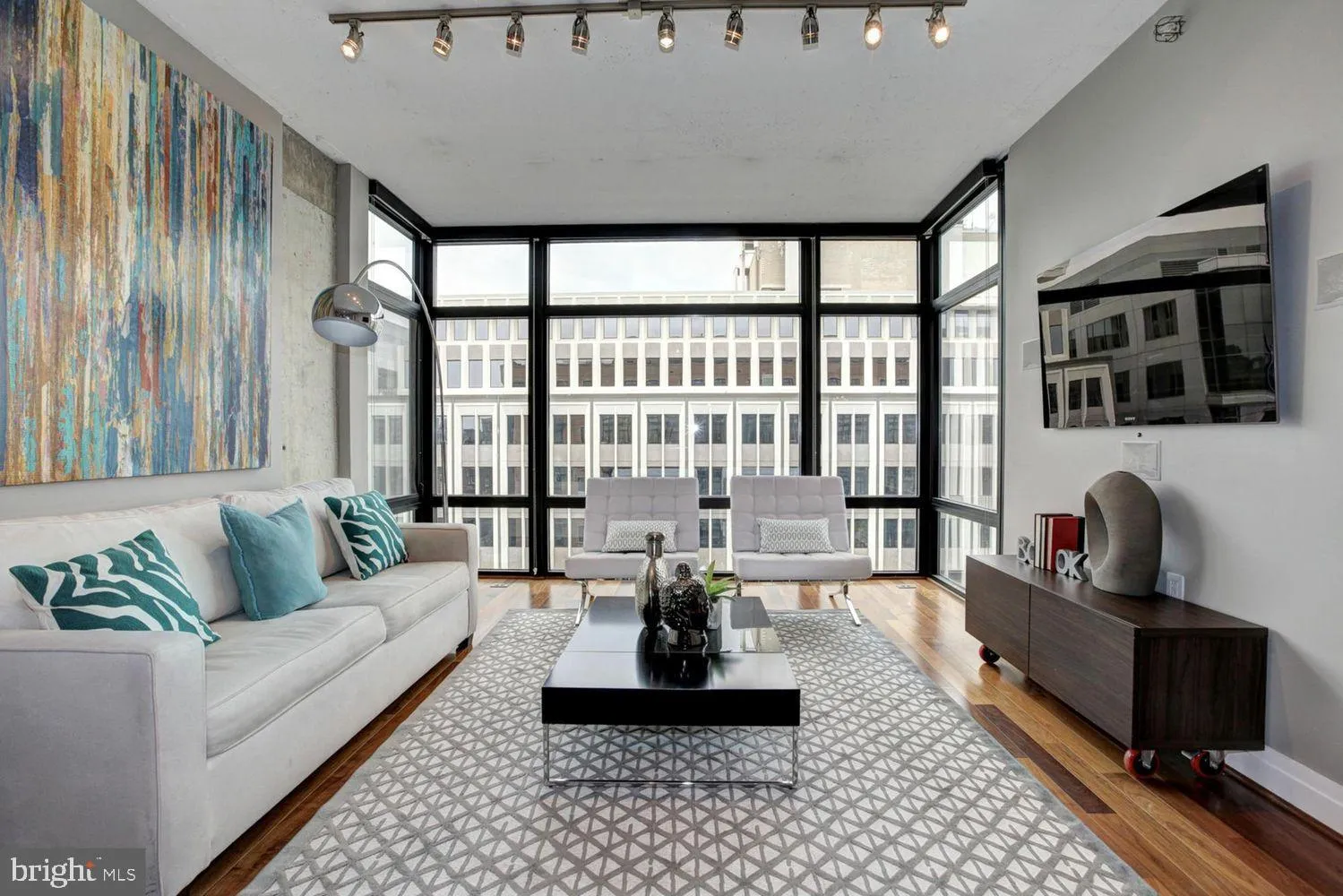 1010 MASSACHUSETTS AVENUE, Washington, DC 20001