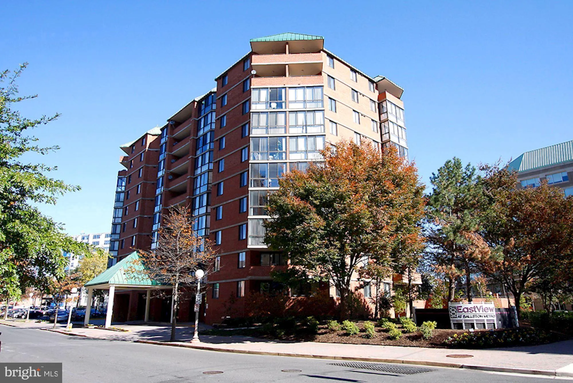 1001 RANDOLPH STREET, Arlington, VA 22201