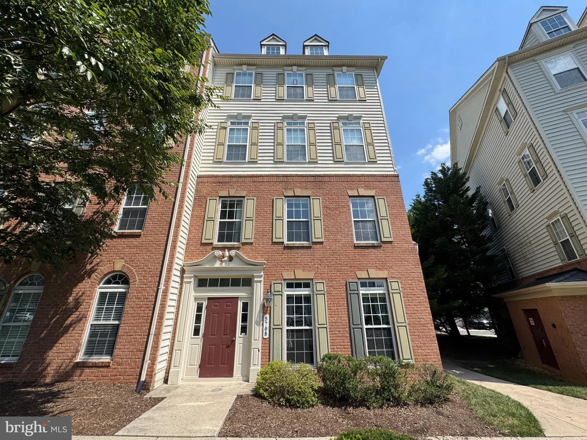 5708 CALLCOTT WAY, Alexandria, VA 22312