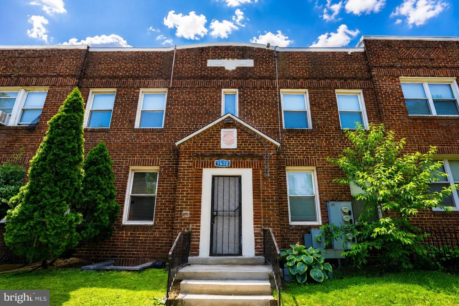 1633 E STREET, Washington, DC 20002