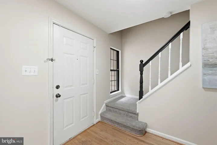 10243 Roberts Common Ln, Burke, Virginia 22015