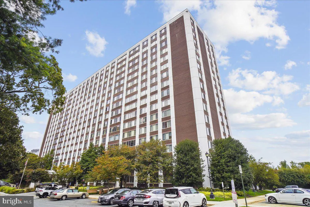 11801 ROCKVILLE PIK, Rockville, MD 20852