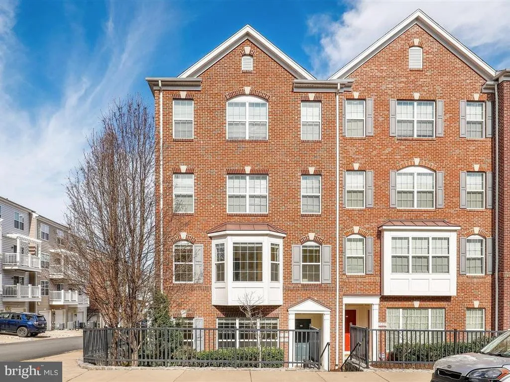 15221 LEICESTERSHIRE STREET, Woodbridge, VA 22191