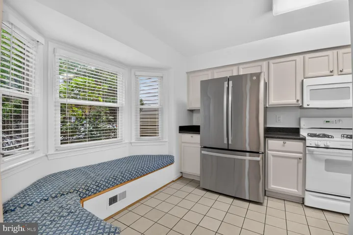 7589 Chrisland Cove, Falls Church, VA 22042