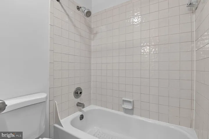 7589 Chrisland Cove, Falls Church, VA 22042