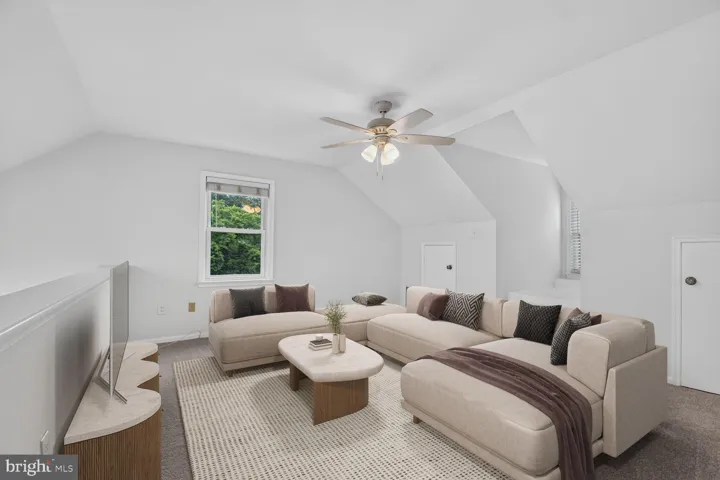 7589 Chrisland Cove, Falls Church, VA 22042