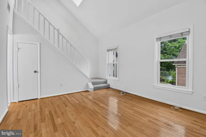 7589 Chrisland Cove, Falls Church, VA 22042