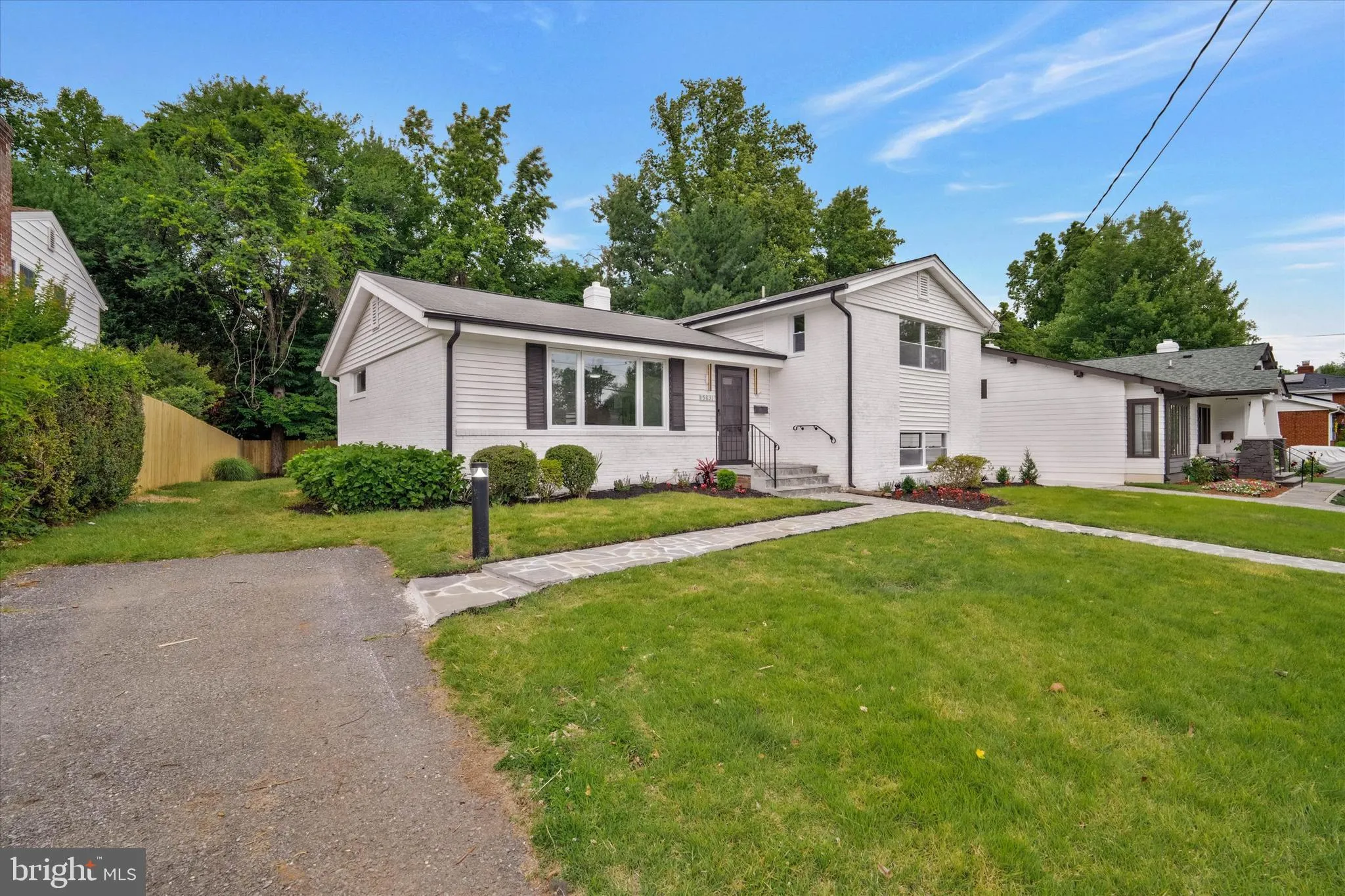 9831 SINGLETON DRIVE, Bethesda, MD 20817