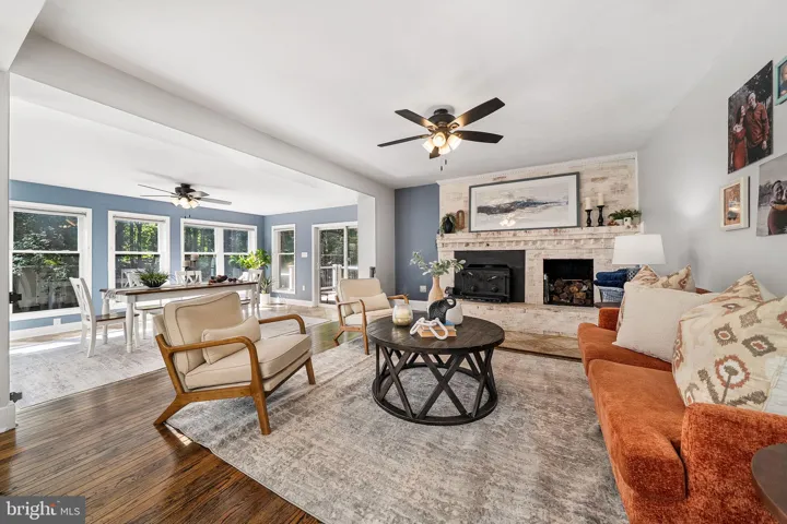 13015 Caton Place, Manassas, VA 20112