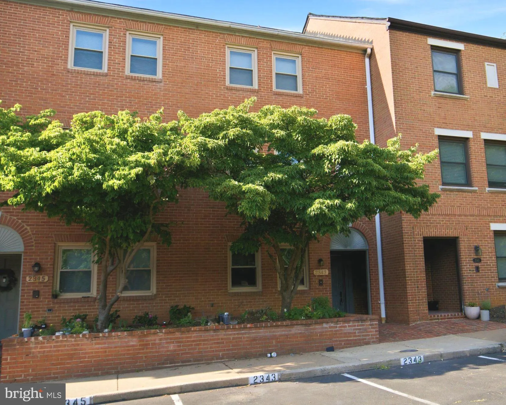 2343 9TH STREET, Arlington, VA 22204