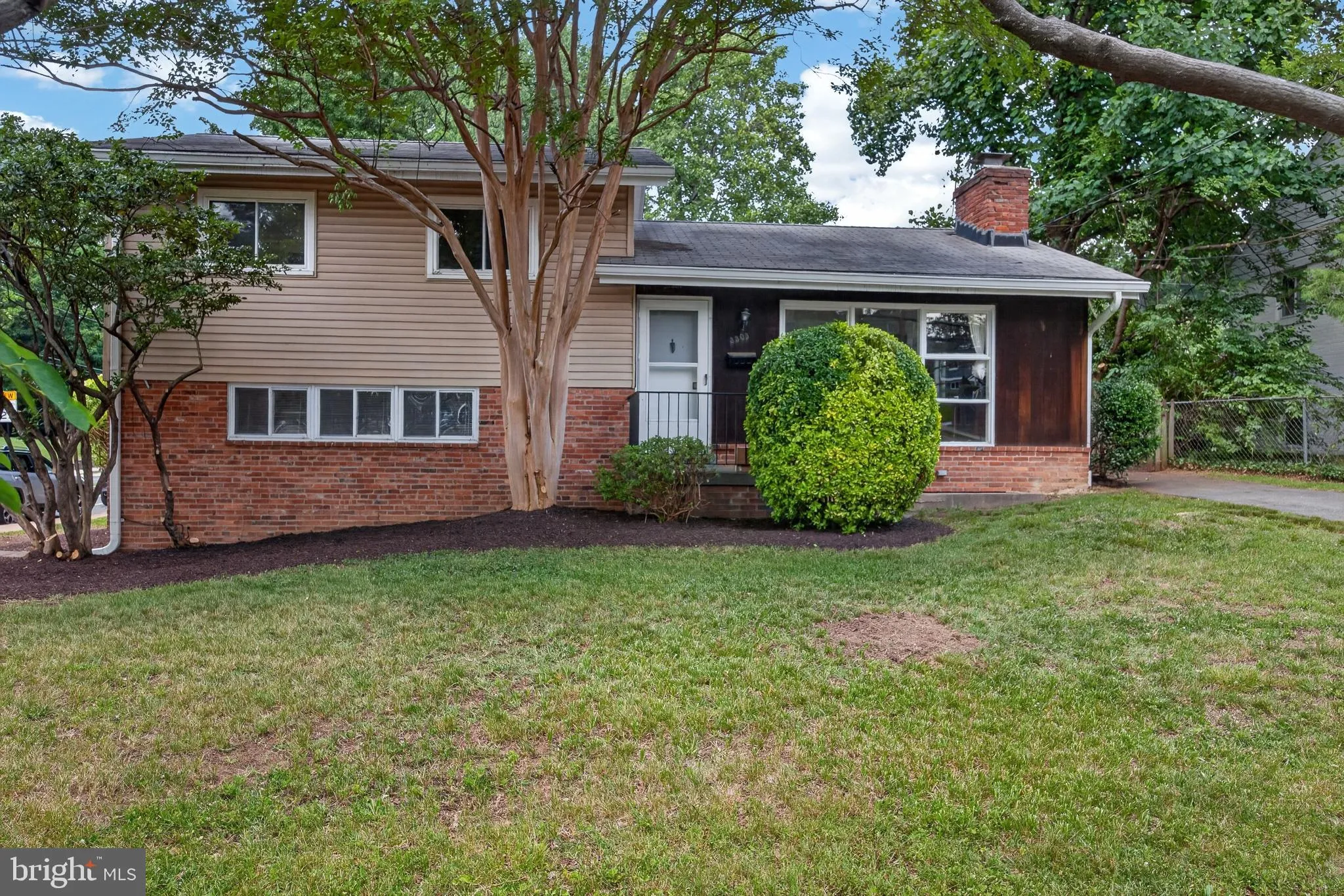 3303 17TH STREET, Arlington, VA 22201