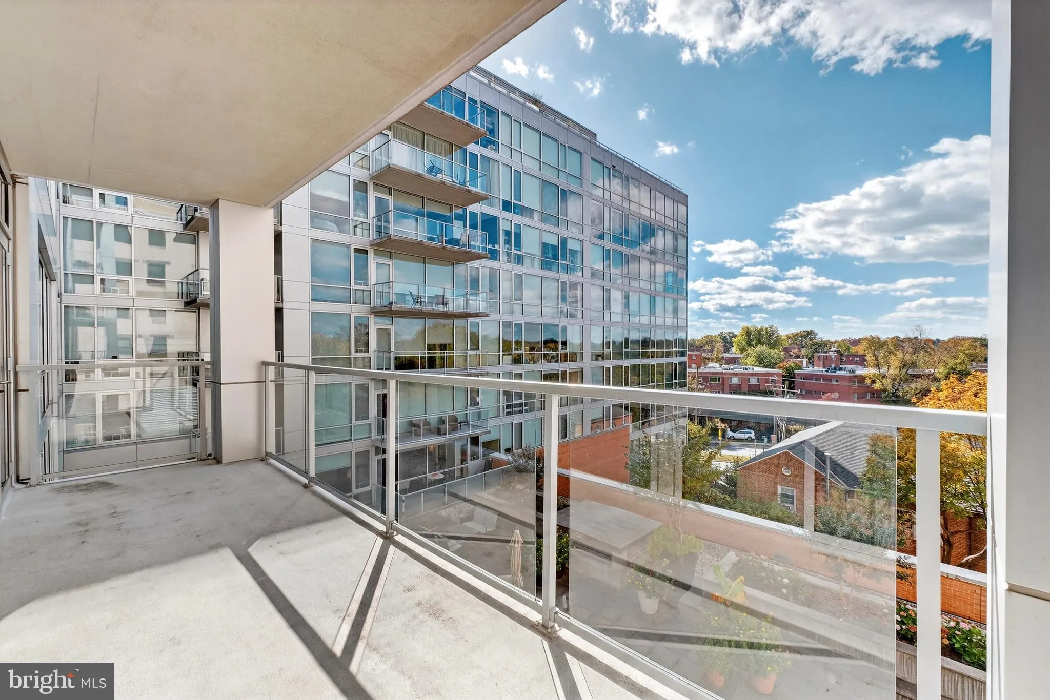 6820 WISCONSIN AVENUE, Bethesda, MD 20815