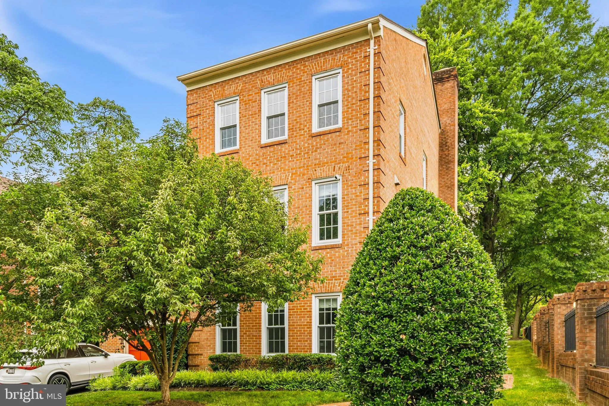 20 MONTANA STREET, Arlington, VA 22204
