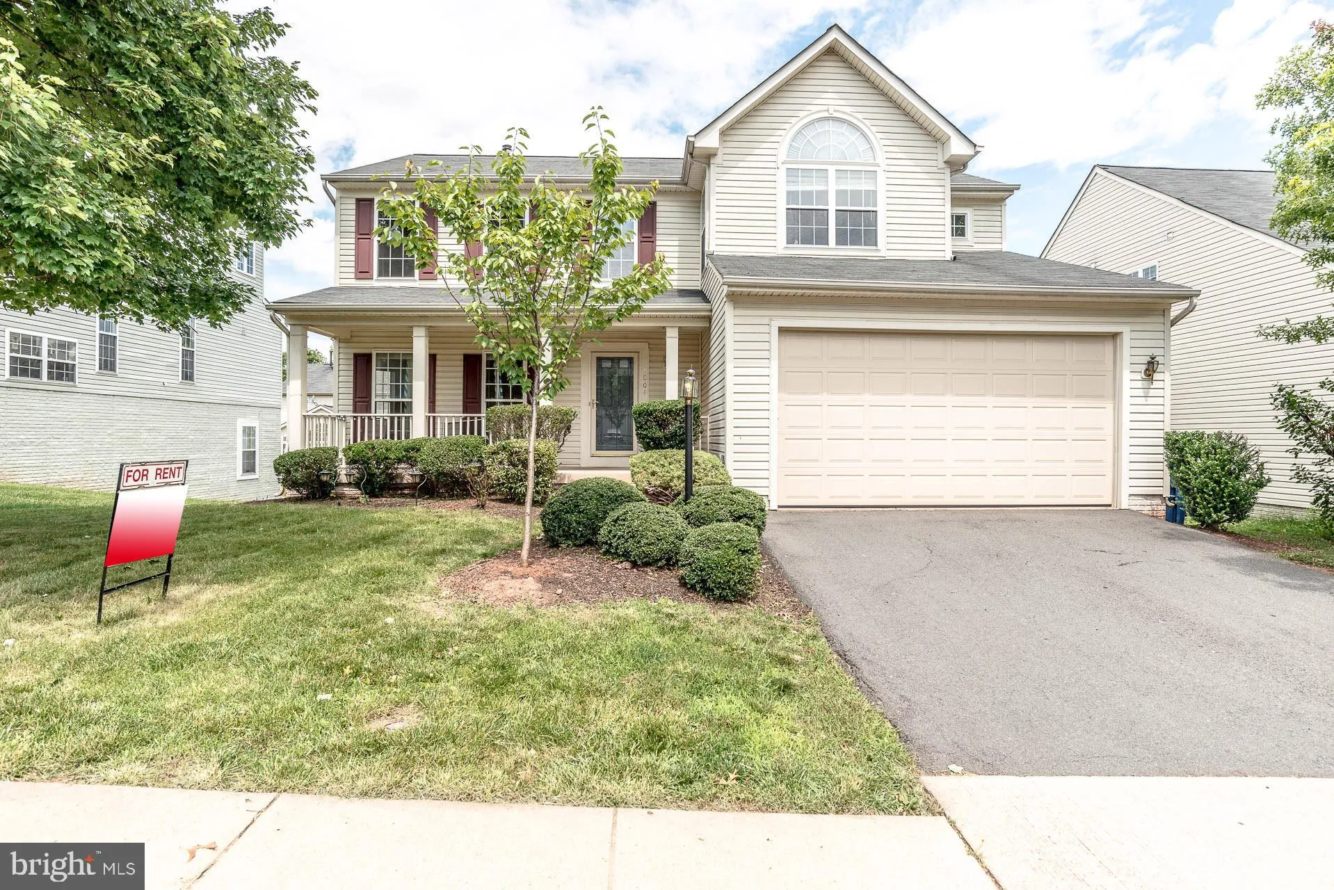 8004 TOWERING OAK WAY, Manassas, VA 20111