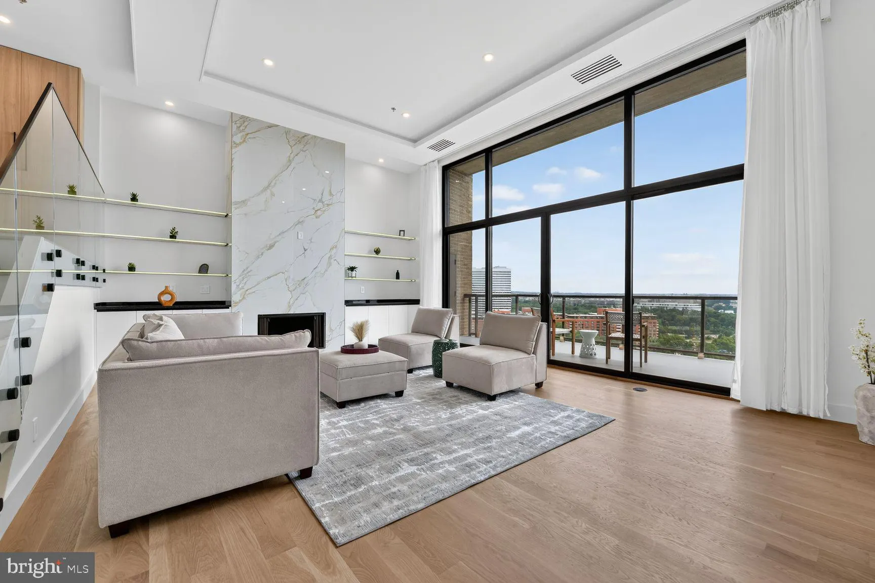 1401 OAK STREET, Arlington, VA 22209