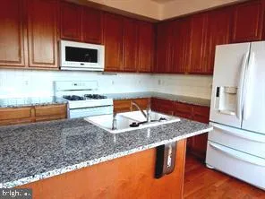 6409 NICE PLACE, Alexandria, VA 22310