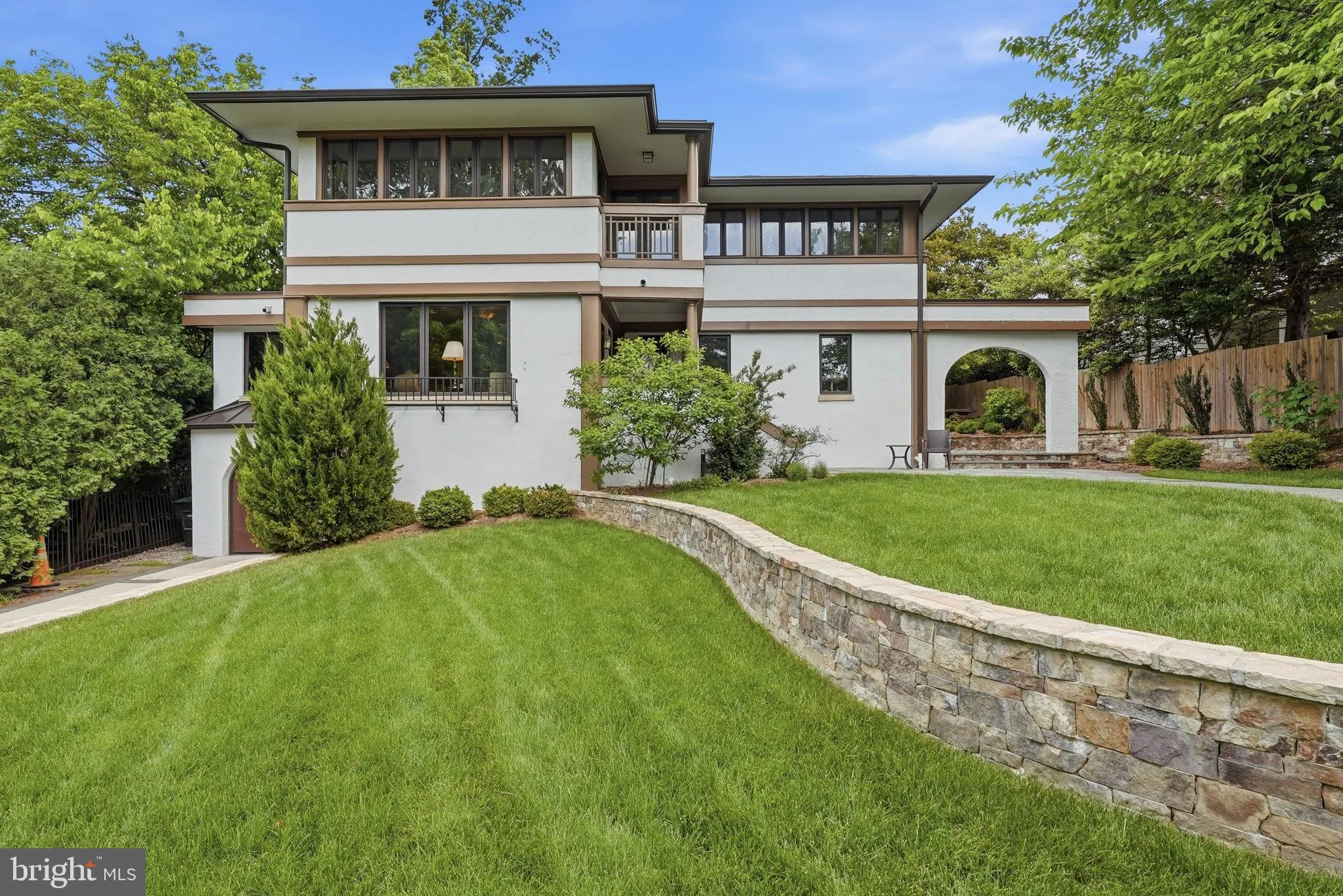 2817 24TH STREET, Arlington, VA 22207
