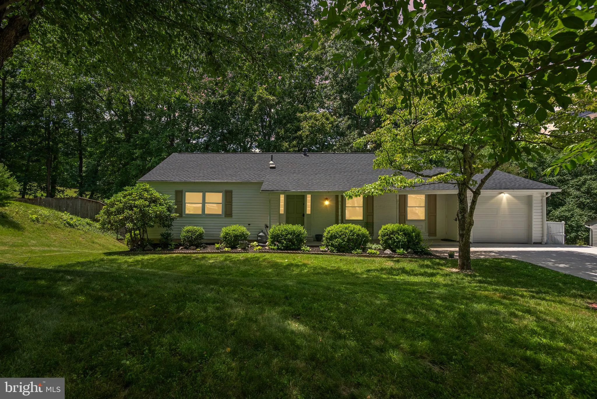 9805 TAM O SHANTER DRIVE, Upper Marlboro, MD 20772