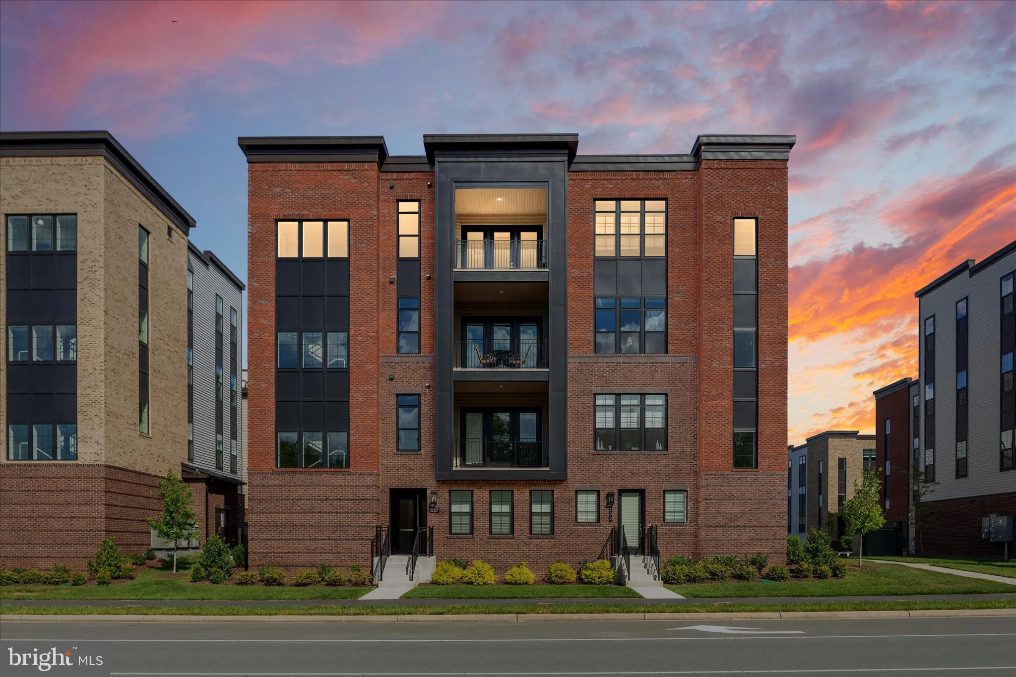 22127 HEADWATER TERRACE, Ashburn, VA 20148