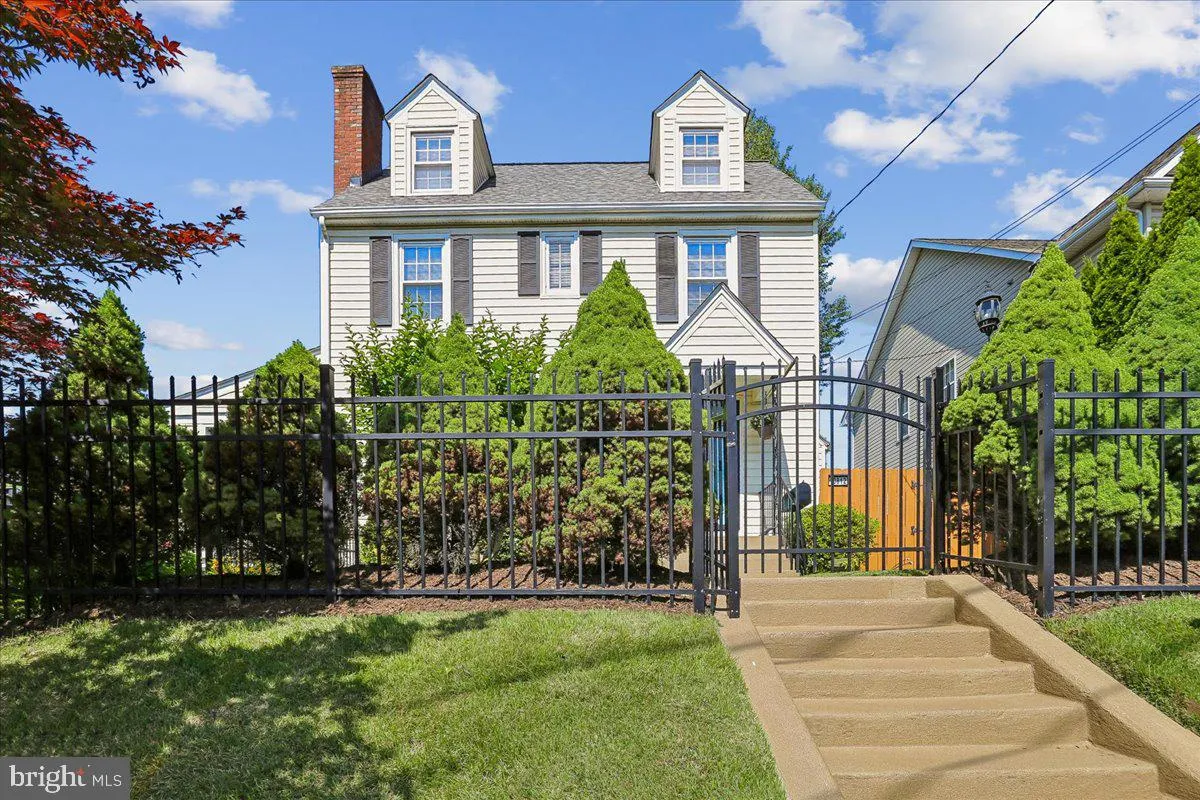 10812 NEWPORT MILL ROAD, Kensington, MD 20895