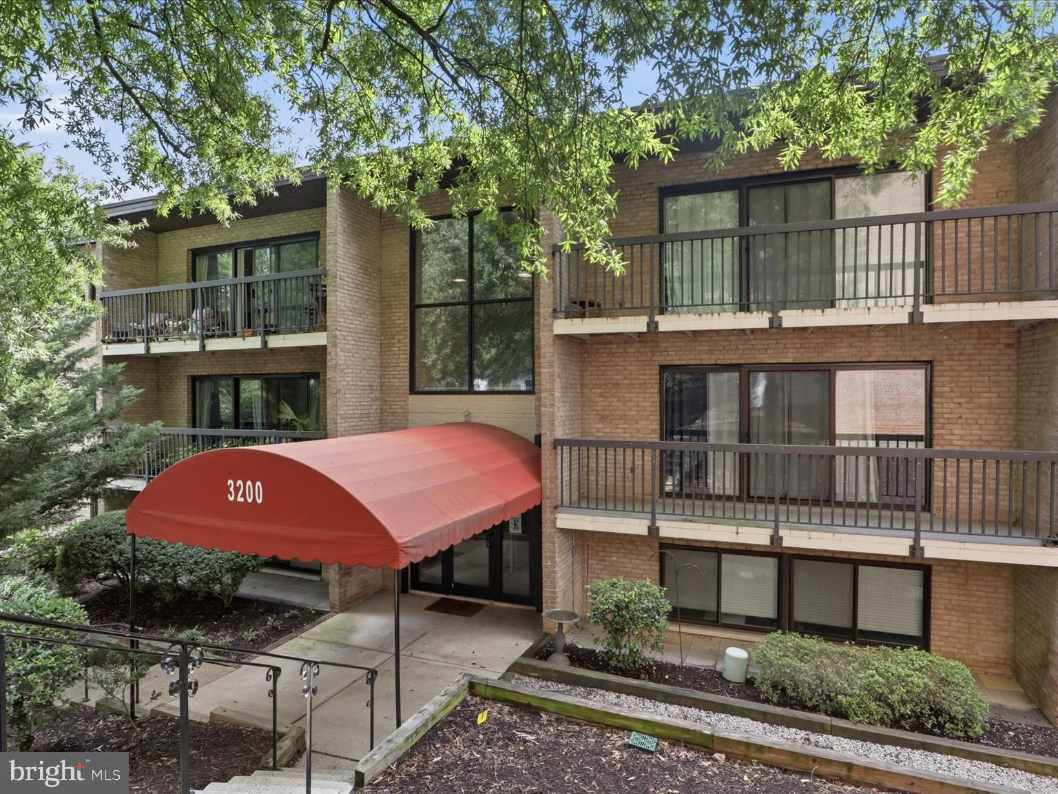 3200 28TH STREET, Alexandria, VA 22302
