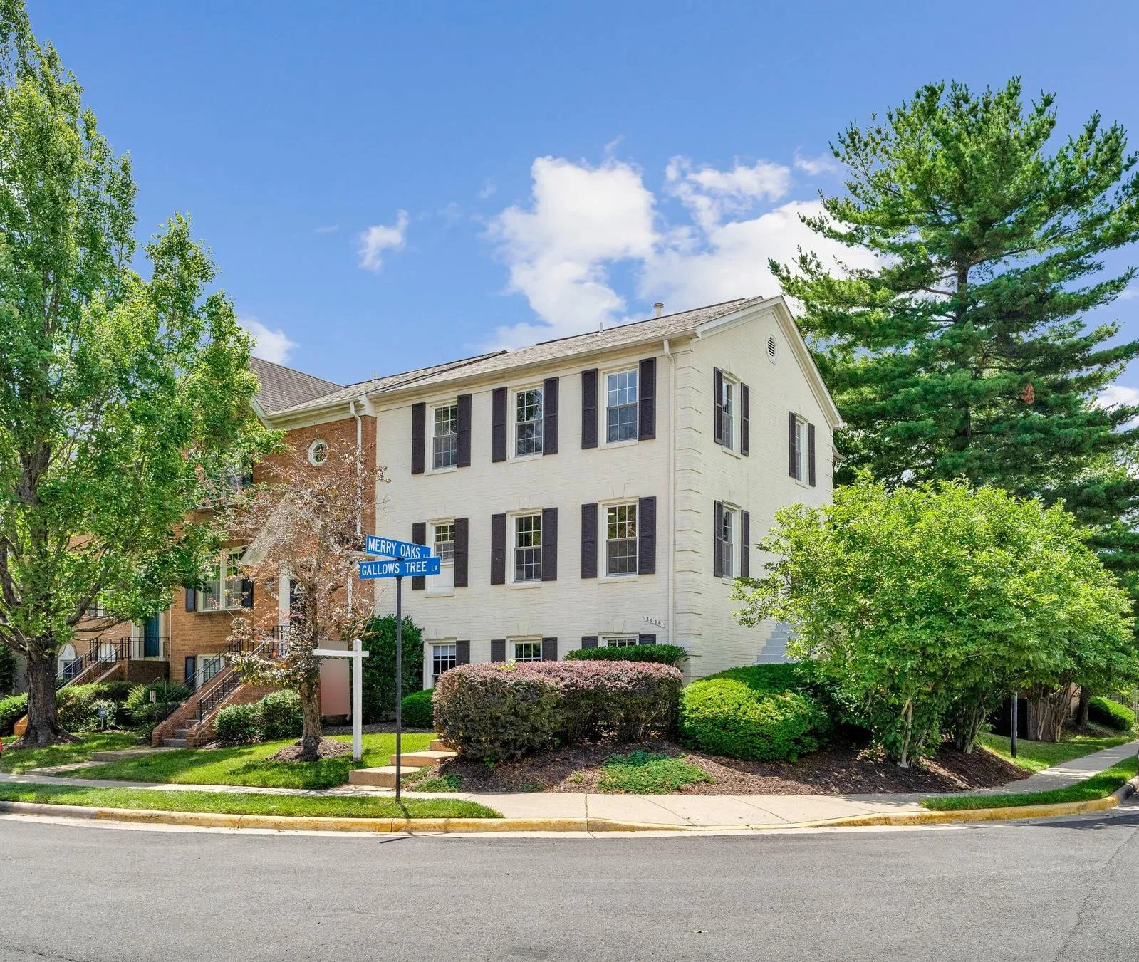 2000 GALLOWS TREE LANE, Vienna, VA 22182