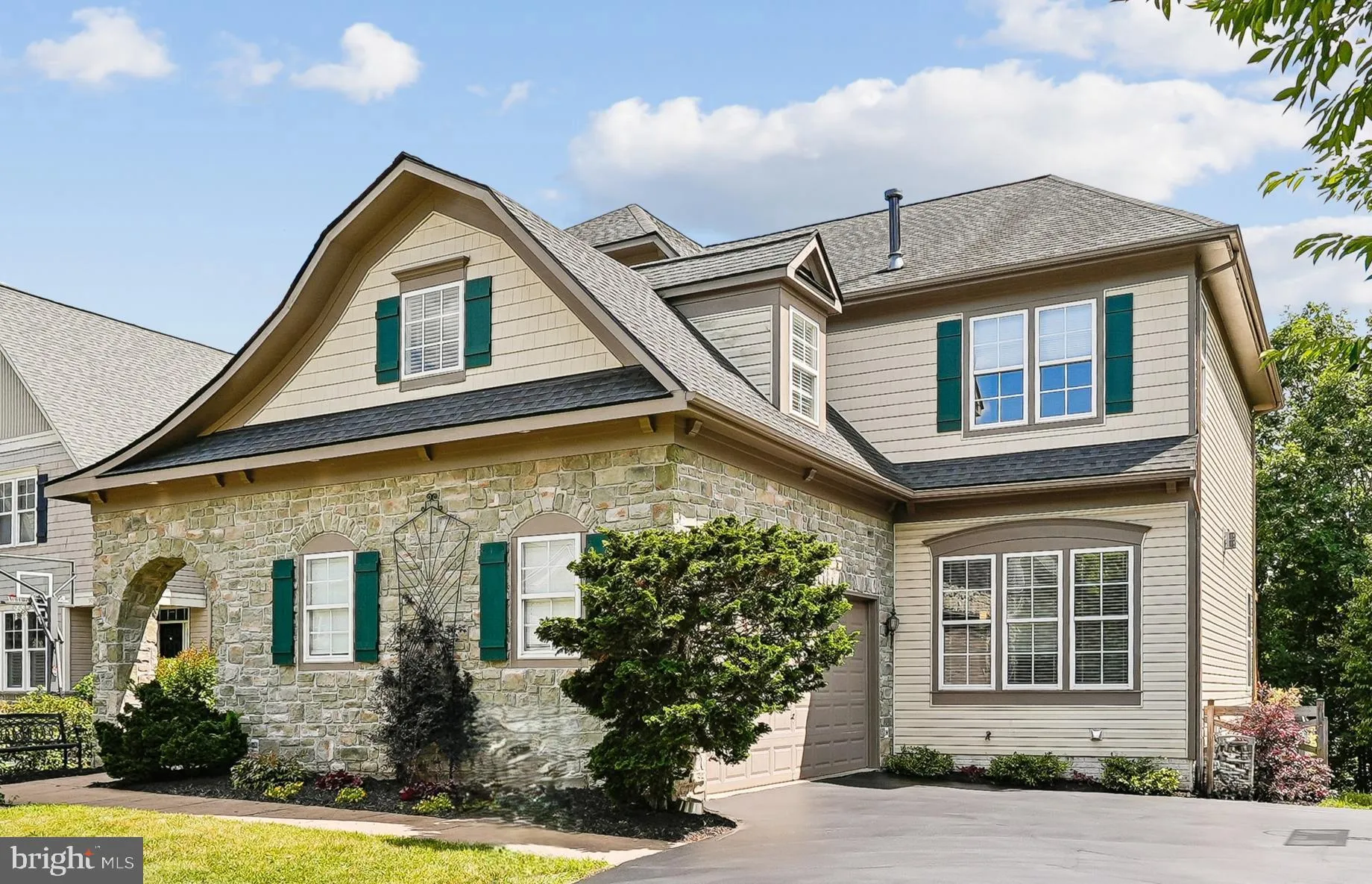 9046 ROARING SPRING LOOP, Bristow, VA 20136