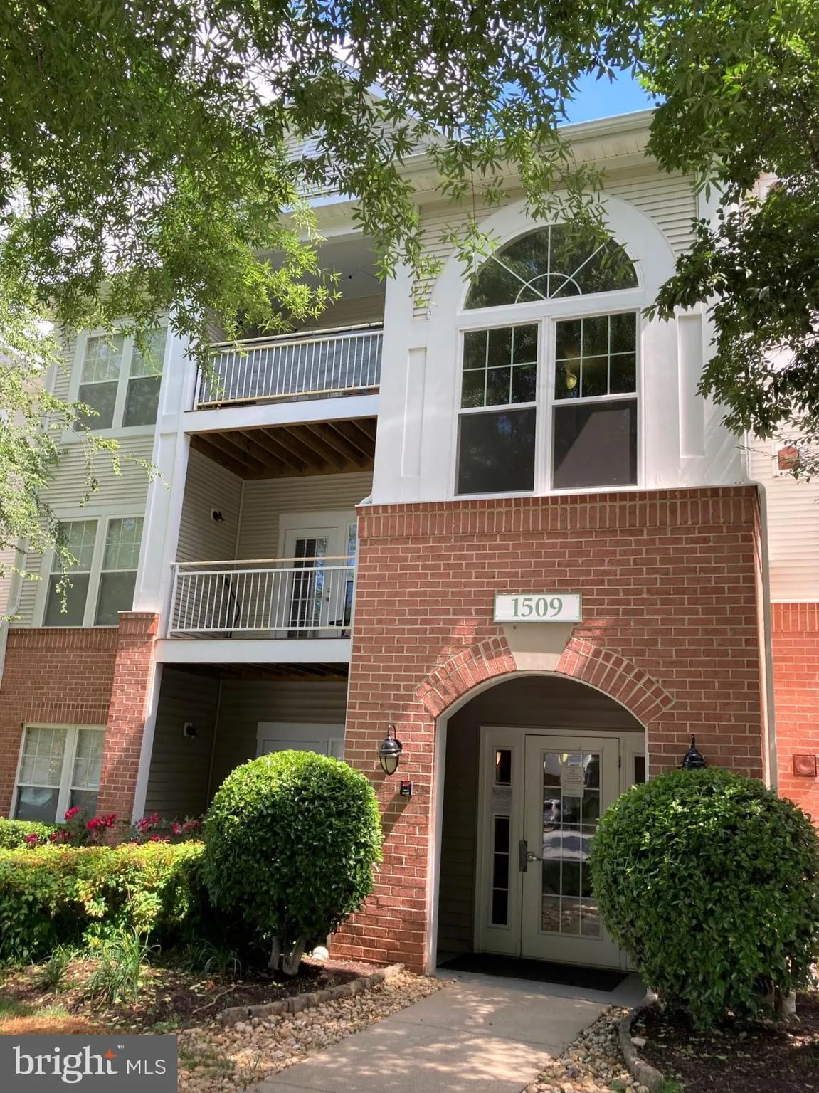 1509 POINT DRIVE, Reston, VA 20194