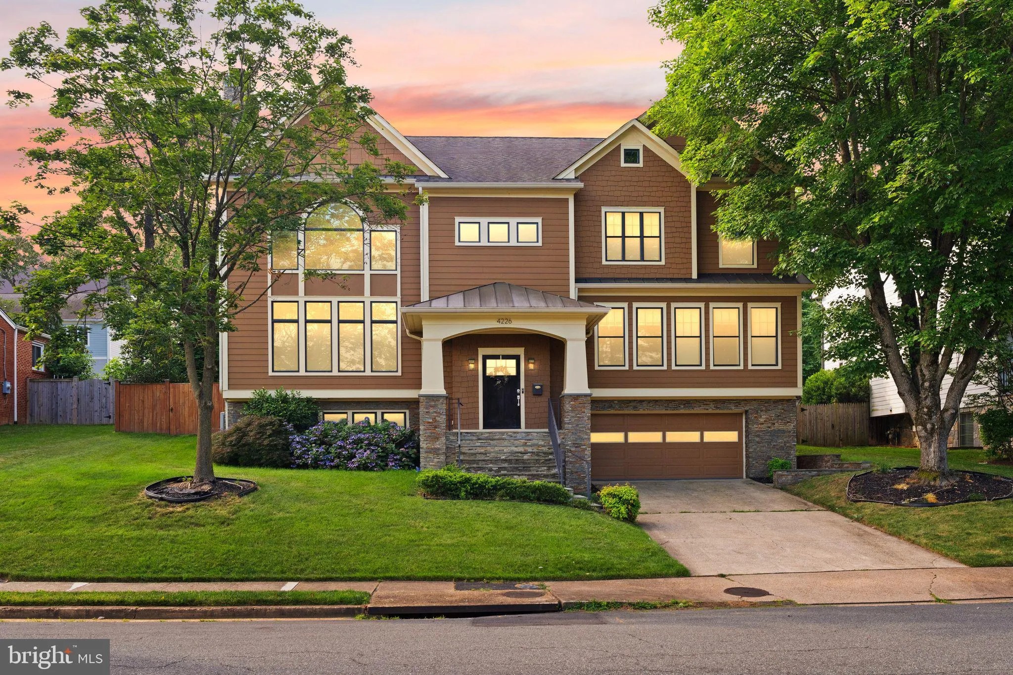 4226 40TH STREET, Arlington, VA 22207