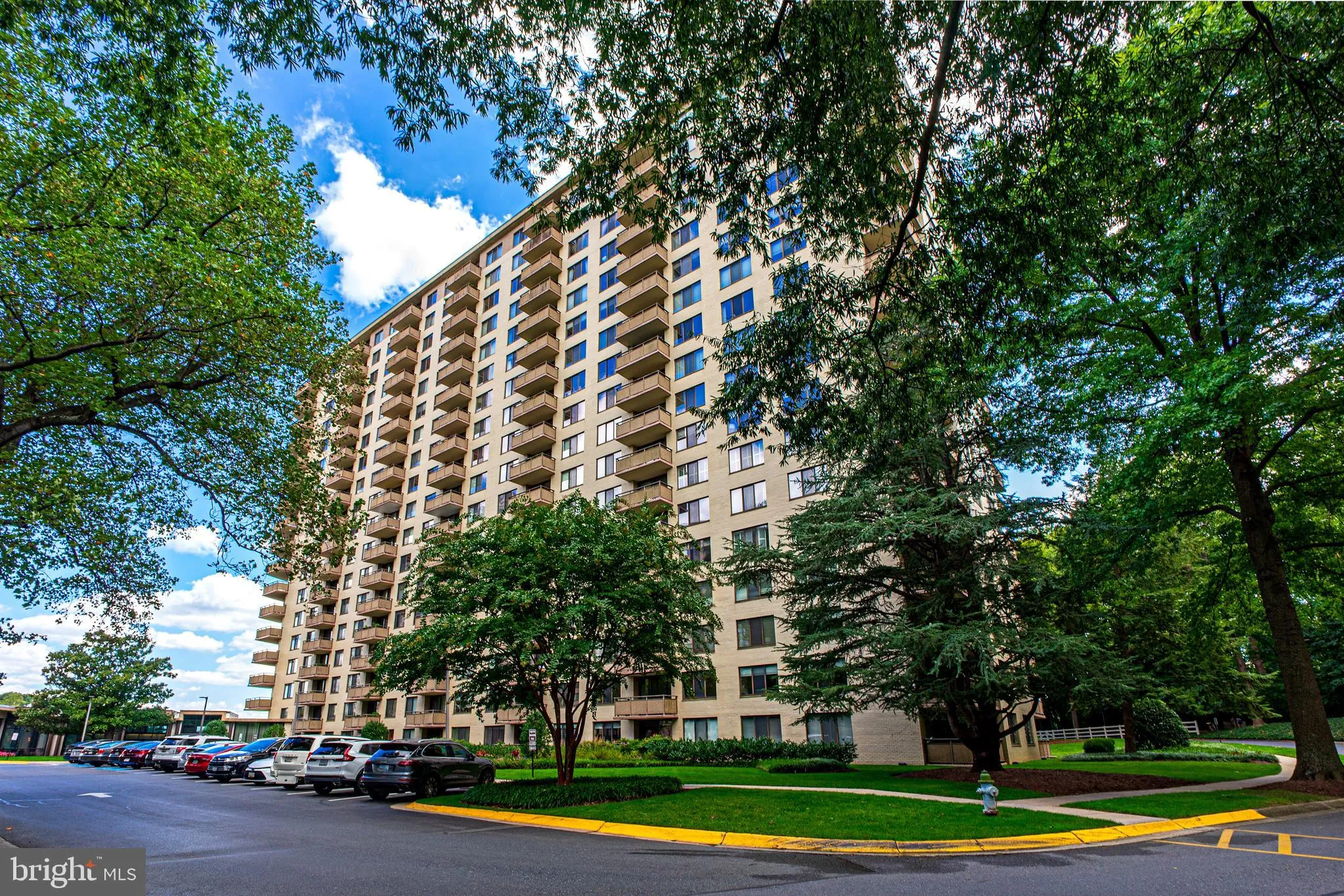 5225 POOKS HILL ROAD, Bethesda, MD 20814