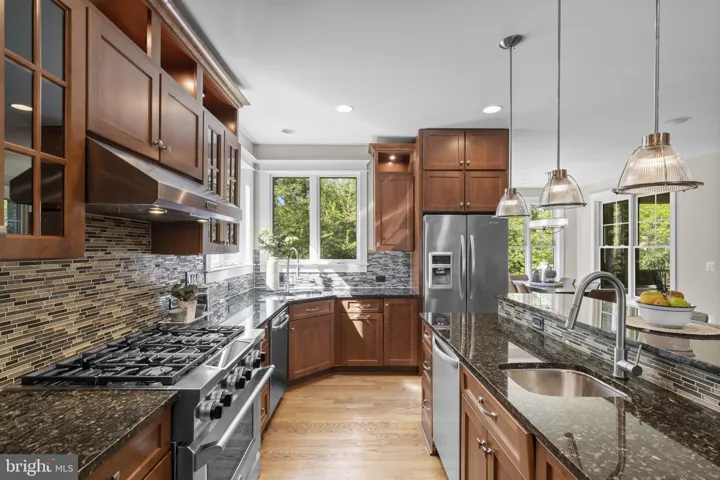 7602 Virginia Lane, Falls Church, VA 22043