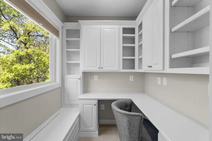 7602 Virginia Lane, Falls Church, VA 22043