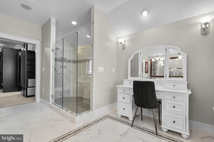 7602 Virginia Lane, Falls Church, VA 22043
