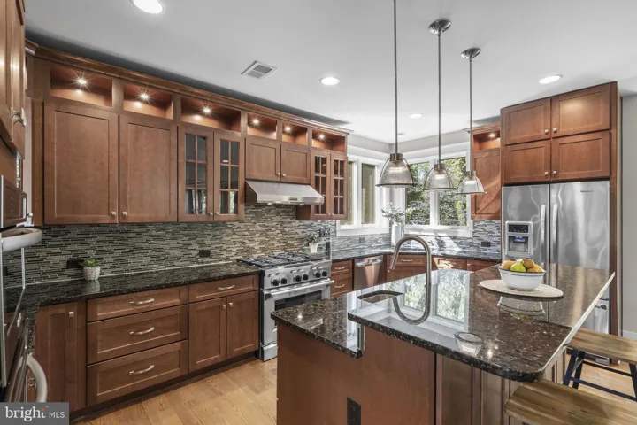 7602 Virginia Lane, Falls Church, VA 22043