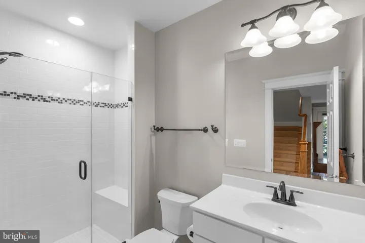 7602 Virginia Lane, Falls Church, VA 22043
