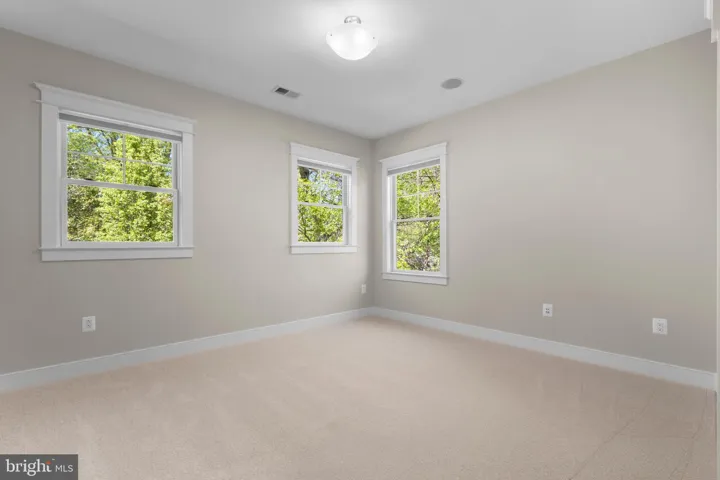 7602 Virginia Lane, Falls Church, VA 22043