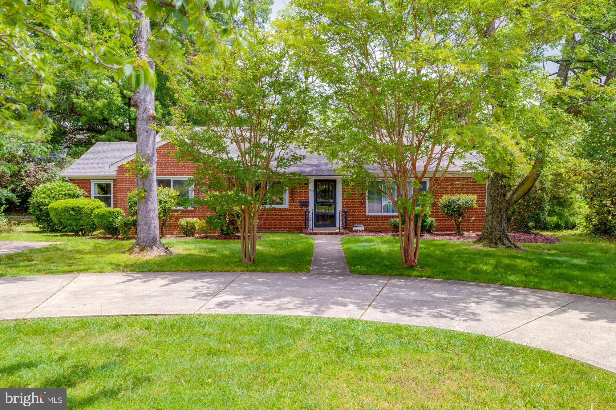 1947 ARLINGTON RIDGE ROAD, Arlington, VA 22202