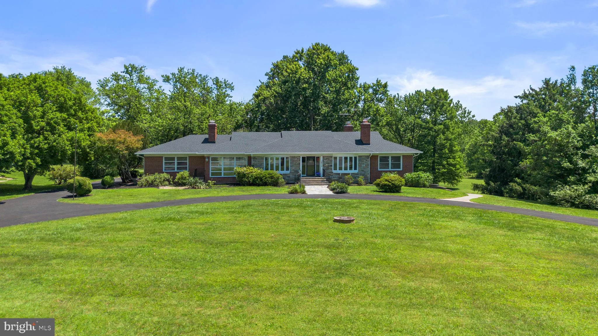 18015 MUNCASTER ROAD, Rockville, MD 20855