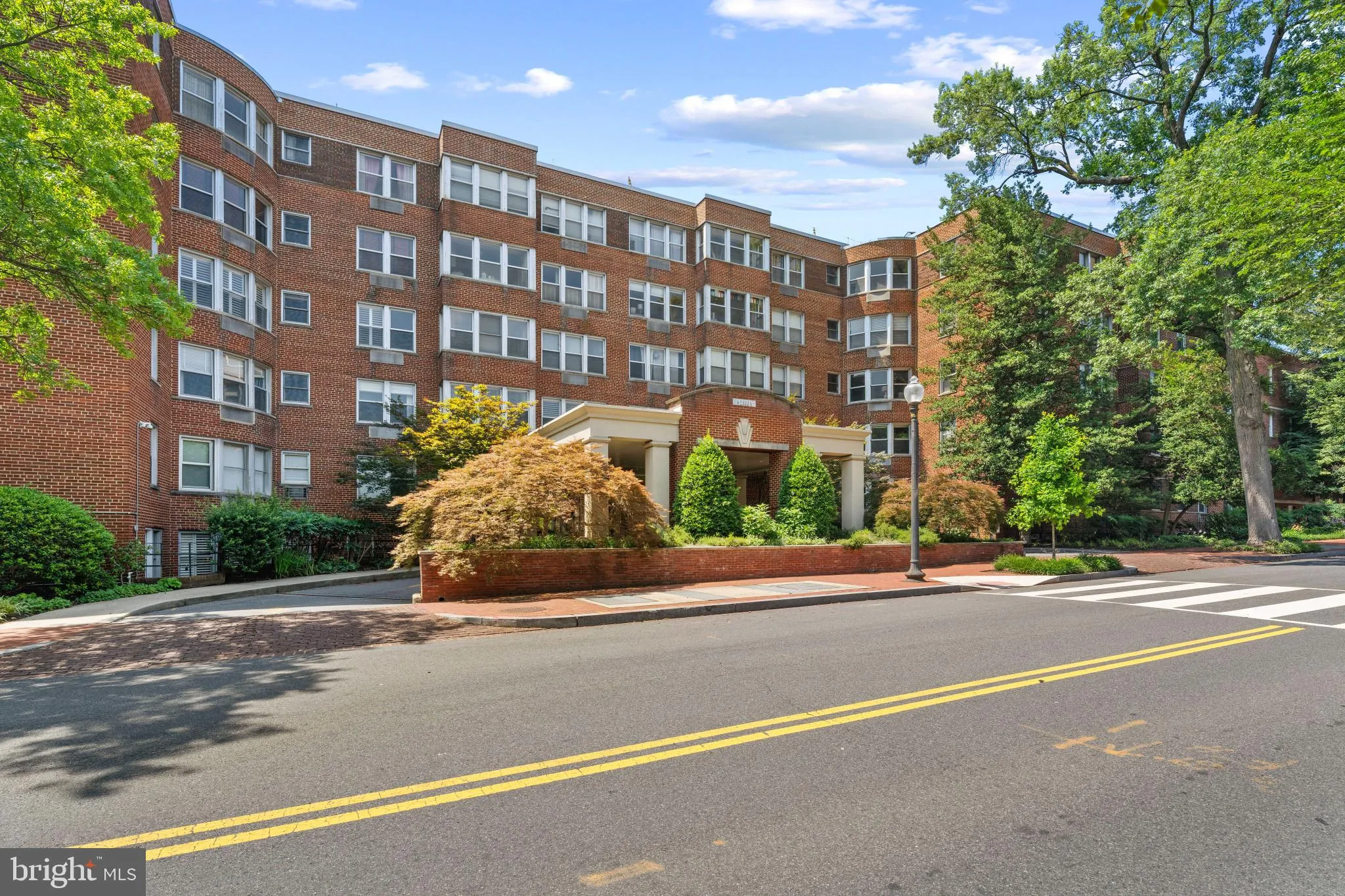 2500 Q STREET, Washington, DC 20007