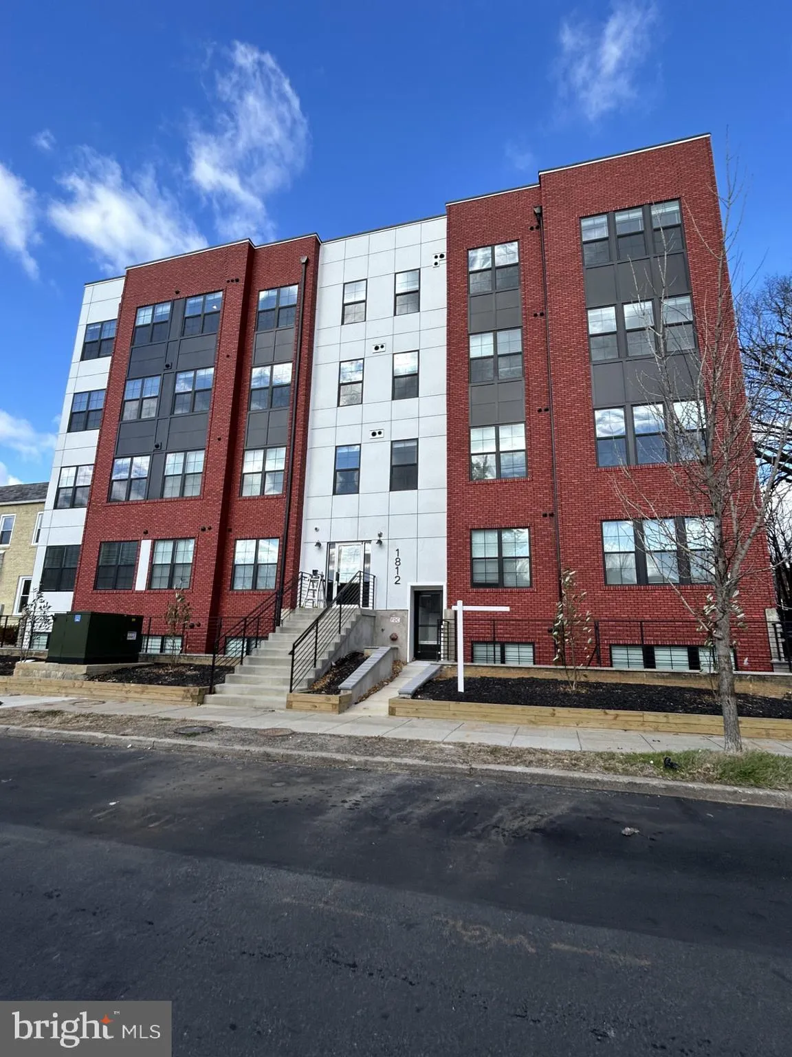 1812 H PLACE, Washington, DC 20002