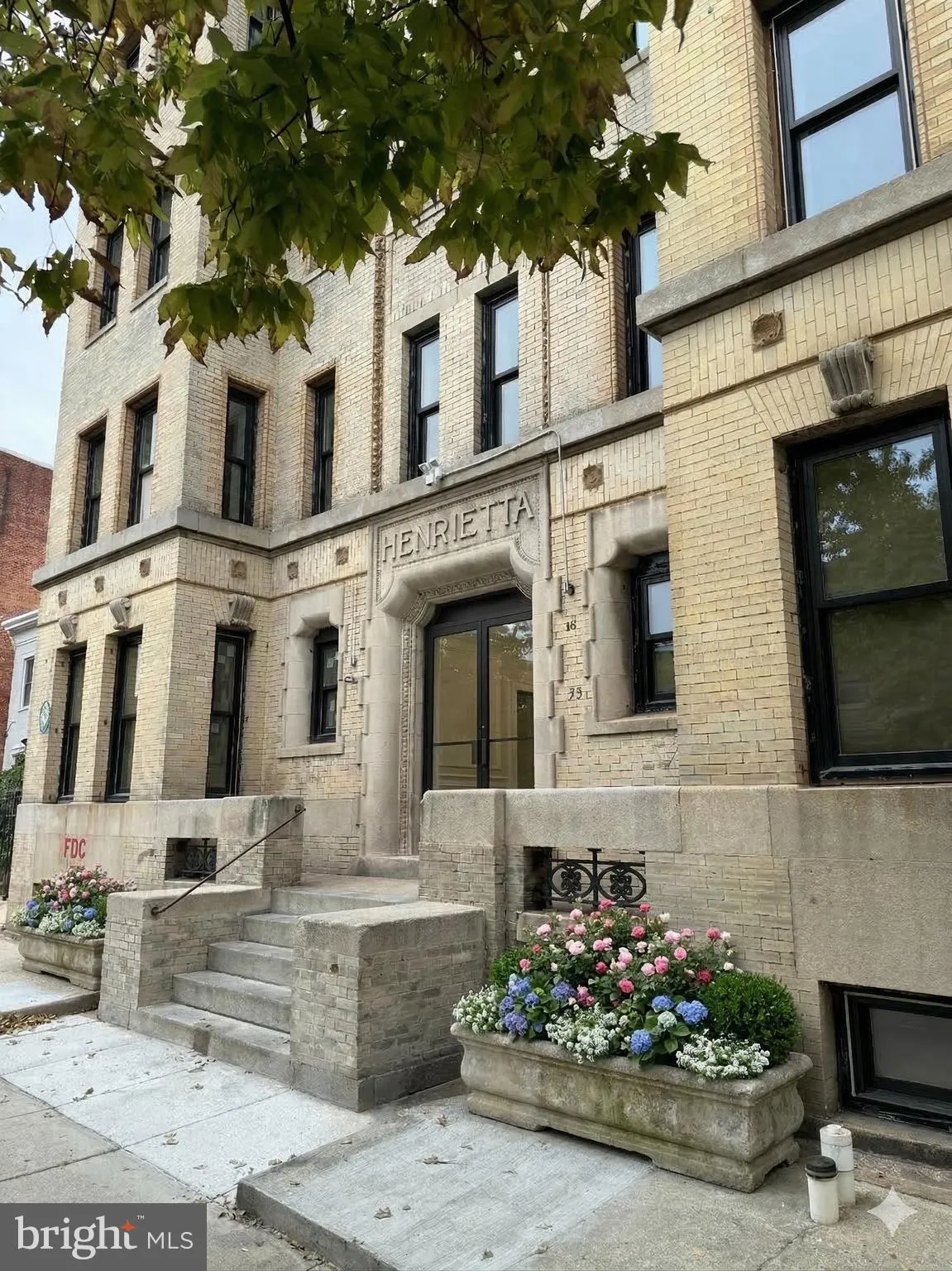 933 N STREET, Washington, DC 20001