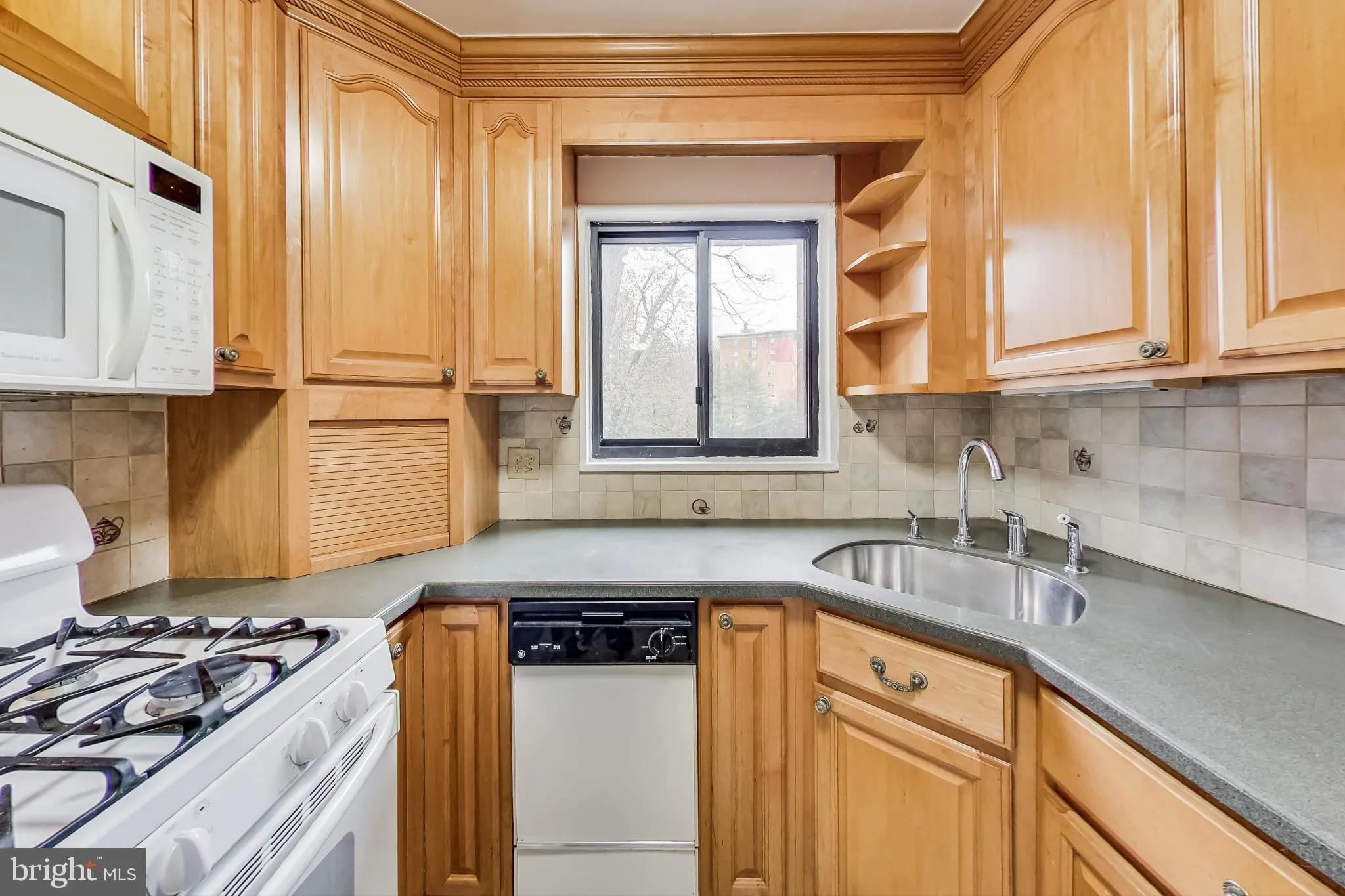 7611 MAPLE AVENUE, Takoma Park, MD 20912