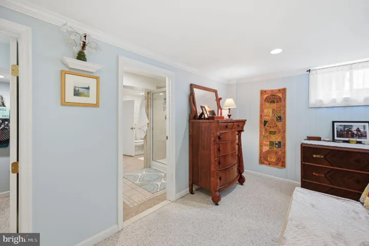 1116 N Roosevelt Street N, Arlington, VA 22205