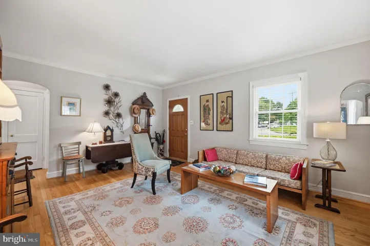 1116 N Roosevelt Street N, Arlington, VA 22205