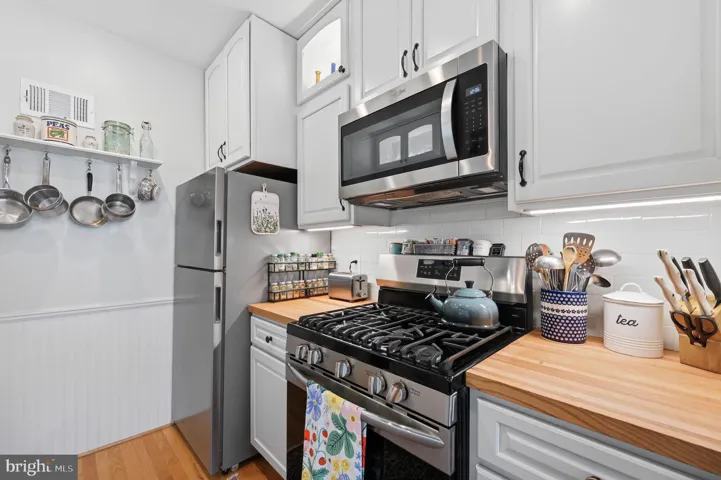 1116 N Roosevelt Street N, Arlington, VA 22205