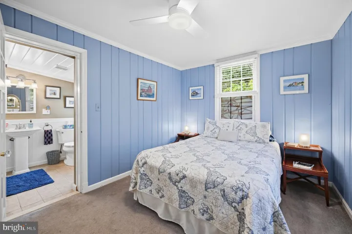 1116 N Roosevelt Street N, Arlington, VA 22205