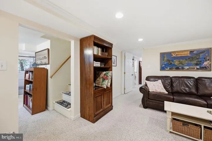 1116 N Roosevelt Street N, Arlington, VA 22205