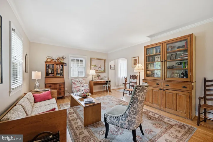 1116 N Roosevelt Street N, Arlington, VA 22205