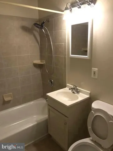 1820 Pimmit Drive, Falls Church, VA 22043